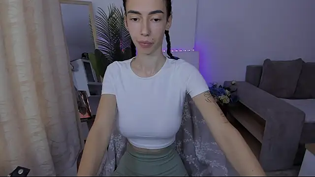 Snapshot of Celine_Roxelle chatting on September 26, 2:58 pm Celine Roxelle online show from September 26, 2:58 pm
