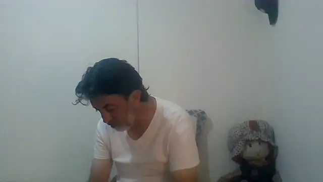 jeans and emma online show from March 18, 11:32 pm