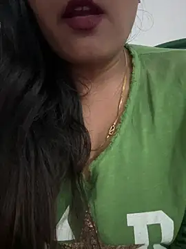 Deepcha1991 online show from April 17, 11:51 pm