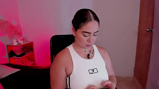 Morgan Wright online show from February 11, 8:21 pm