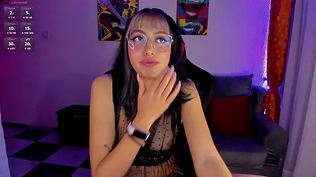 Daphne Jhons online show from January 10, 6:07 am