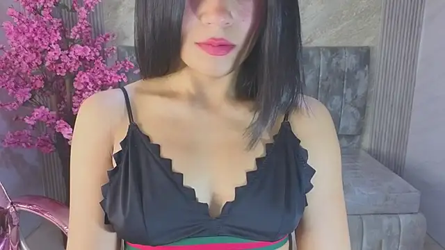 salome stockman s online show from December 17, 1:26 pm