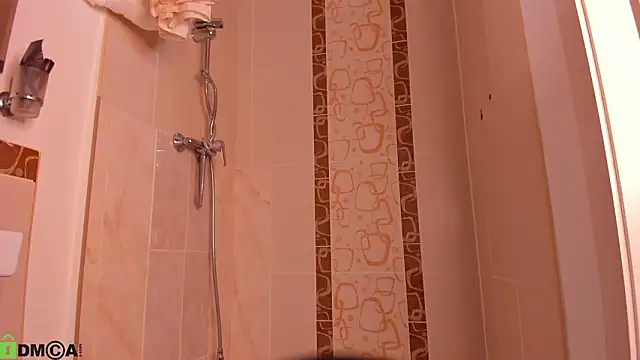 miiss  lulu online show from March 13, 1:18 am