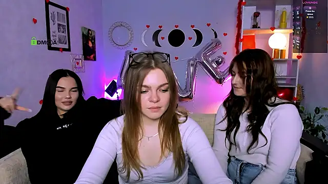 catherine kitty online show from February 12, 10:22 pm