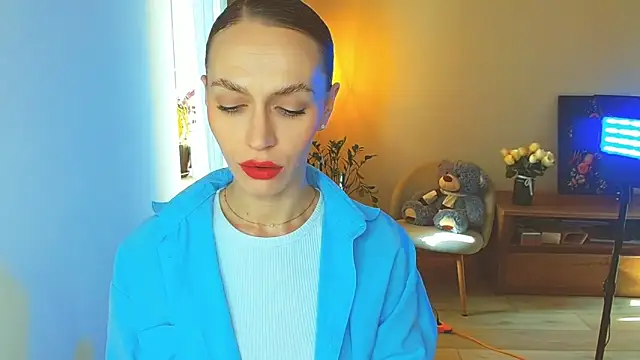 Lady Sunshine  online show from March 11, 7:12 am