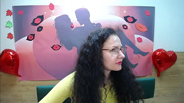 Snapshot of Miroslava_Happi chatting on October 16, 5:32 am Miroslava Happi online show from October 16, 5:32 am