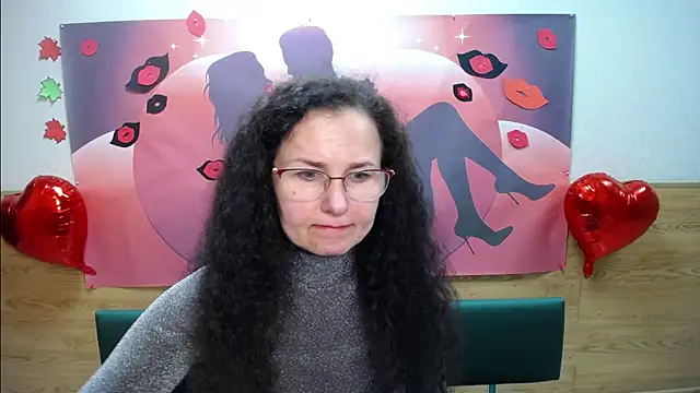 Snapshot of Miroslava_Happi chatting on October 12, 6:16 am Miroslava Happi online show from October 12, 6:16 am