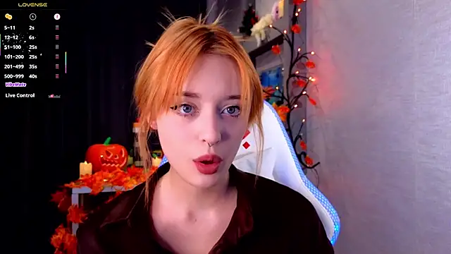 Hisoka akerley online show from October 24, 6:04 pm