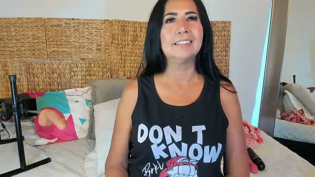 Jackiehmilf52 online show from June 6, 1:28 pm