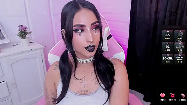 Snapshot of Nyx_Blackmoon chatting on September 17, 2:26 pm Nyx Blackmoon online show from September 17, 2:26 pm
