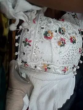 lovely----bhabhi online show from January 12, 2:39 am