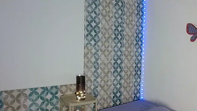 Emilybateee online show from January 13, 4:00 pm