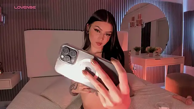 Giselle royy online show from November 13, 8:19 pm