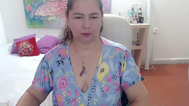 leonela 69 online show from March 26, 3:08 am