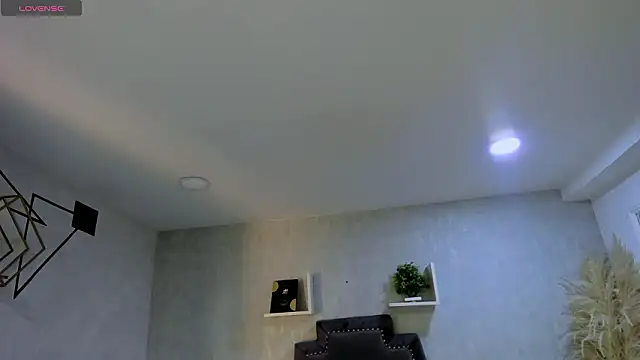 EmiliaRose  online show from February 11, 8:54 pm