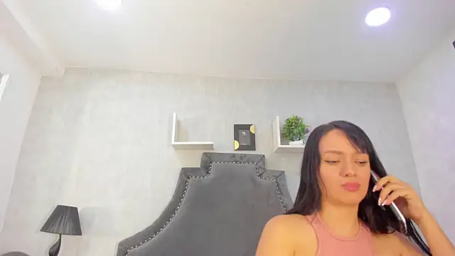 EmiliaRose  online show from September 12, 9:33 pm