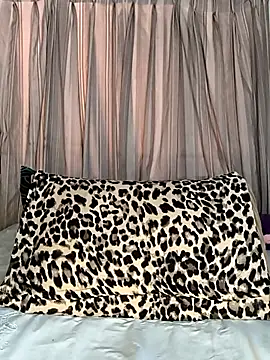 Snapshot of Tiff_Doll chatting on September 15, 4:58 pm Tiff Doll online show from September 15, 4:58 pm