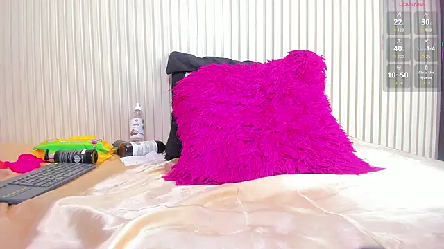 Aida-nicolle online show from November 6, 12:11 pm