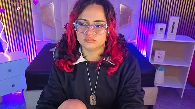 kristen tay online show from March 10, 3:43 am