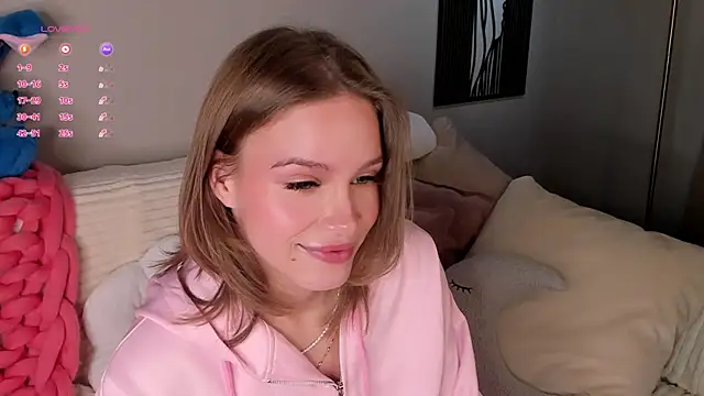 TaiteBayles online show from September 30, 1:55 am