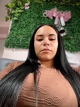 Naatalia online show from February 23, 6:18 pm