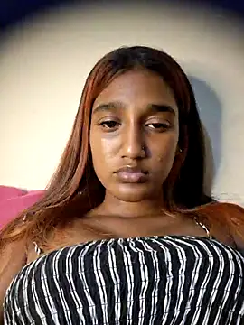 indianpink lips online show from February 4, 11:19 pm