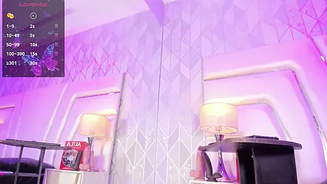 AnahisBennett online show from March 22, 4:18 am