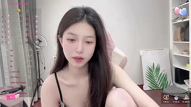 Snapshot of YaYa-521 chatting on September 22, 3:32 pm YaYa-521 online show from September 22, 3:32 pm