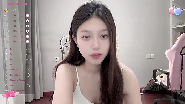 Snapshot of YaYa-521 chatting on October 14, 10:07 am YaYa-521 online show from October 14, 10:07 am