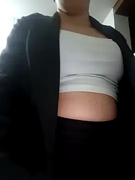 EmmaSulivan online show from December 22, 11:13 am