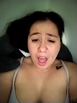 Snapshot of sweetie__annieee chatting on October 21, 5:11 am sweetie annieee online show from October 21, 5:11 am