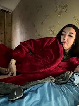 Naughtbaby 2025 online show from November 7, 7:14 am