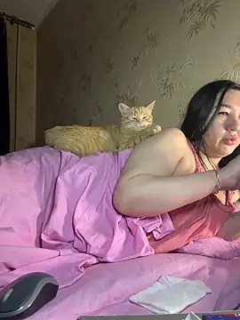 Naughtbaby 2025 online show from April 19, 11:51 pm