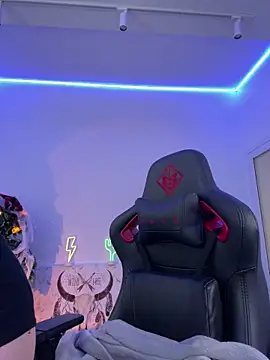 AshleySkott  online show from October 30, 9:11 am