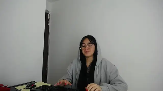 Arielle lov online show from February 13, 11:45 am