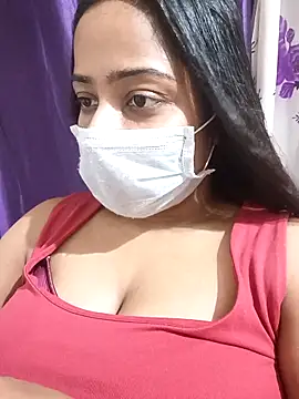 COZY ROZI online show from October 25, 6:48 pm