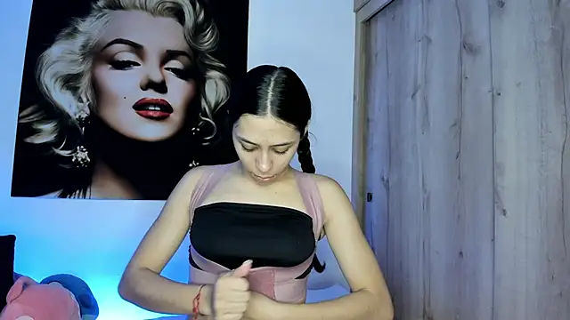 TANIA 06 online show from October 9, 1:15 pm