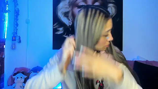 TANIA 06 online show from January 16, 1:18 pm