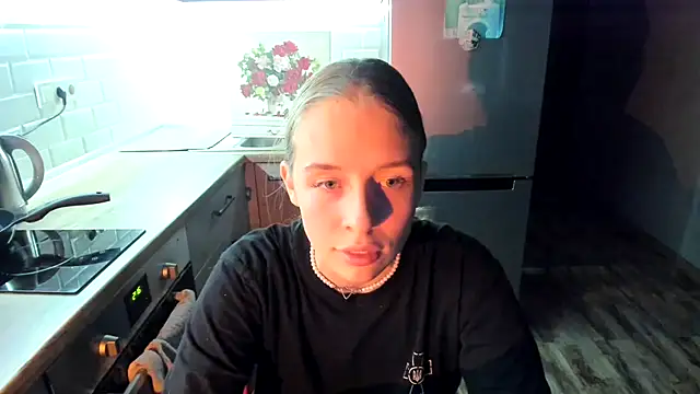 Snapshot of AnnNorriss chatting on October 16, 6:32 pm AnnNorriss online show from October 16, 6:32 pm