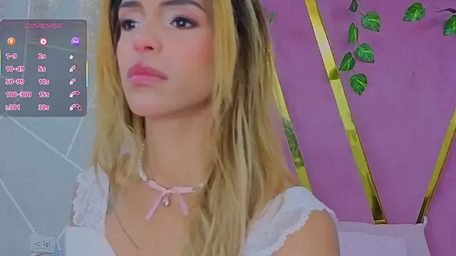 EmmyCortez online show from September 13, 12:24 pm