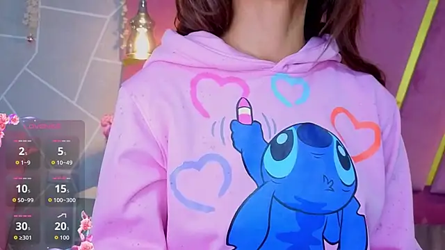 EmmyCortez online show from April 17, 11:45 am