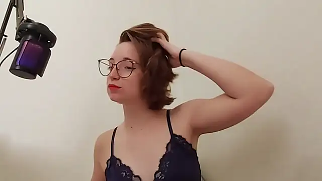 Elise Nyx online show from October 8, 1:37 pm