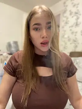 Snapshot of Milana_mil chatting on October 9, 3:05 pm Milana mil online show from October 9, 3:05 pm