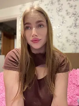 Snapshot of Milana_mil chatting on September 27, 11:17 am Milana mil online show from September 27, 11:17 am