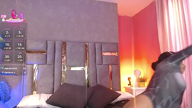 Tyla Ks online show from March 4, 8:15 pm