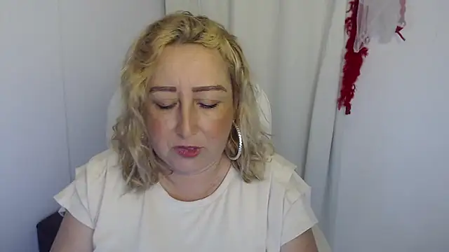 Mature 2025 online show from November 15, 10:55 pm