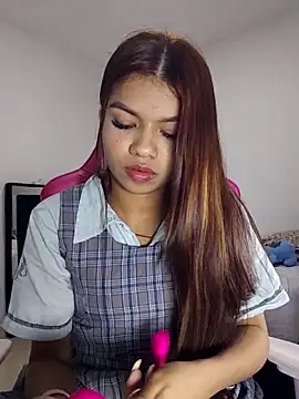 sophia ramirez12 online show from June 5, 12:37 am
