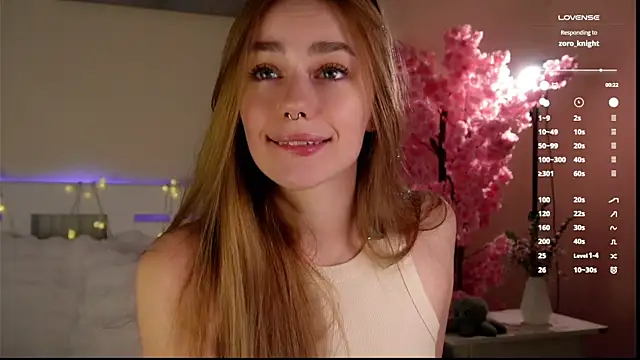 EmilaMills online show from April 11, 7:45 am