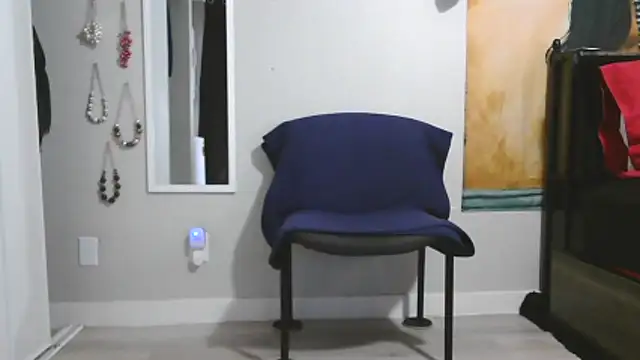 Queenanitadix online show from February 26, 6:29 pm