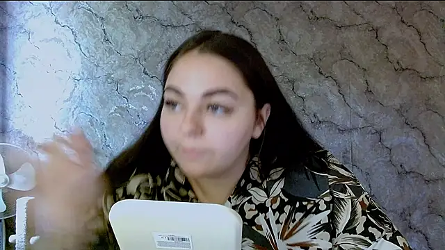 Snapshot of kitsune_8 chatting on September 20, 12:25 pm kitsune 8 online show from September 20, 12:25 pm